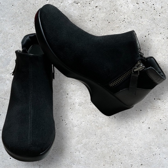 Alegria Womens Sloan Black Suede Leather Ankle Bootie Double Zip Size 7 - 7.5 - Picture 4 of 12
